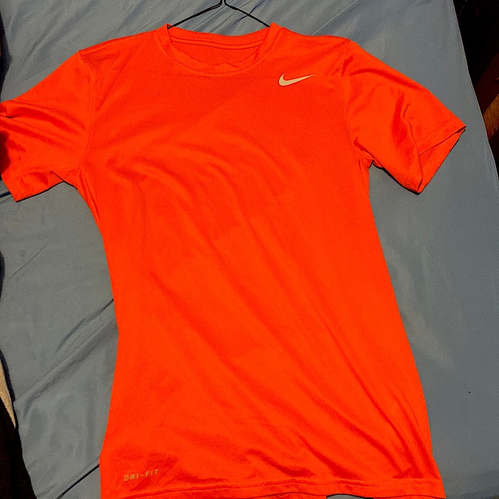 Nike dri- fit T shirt